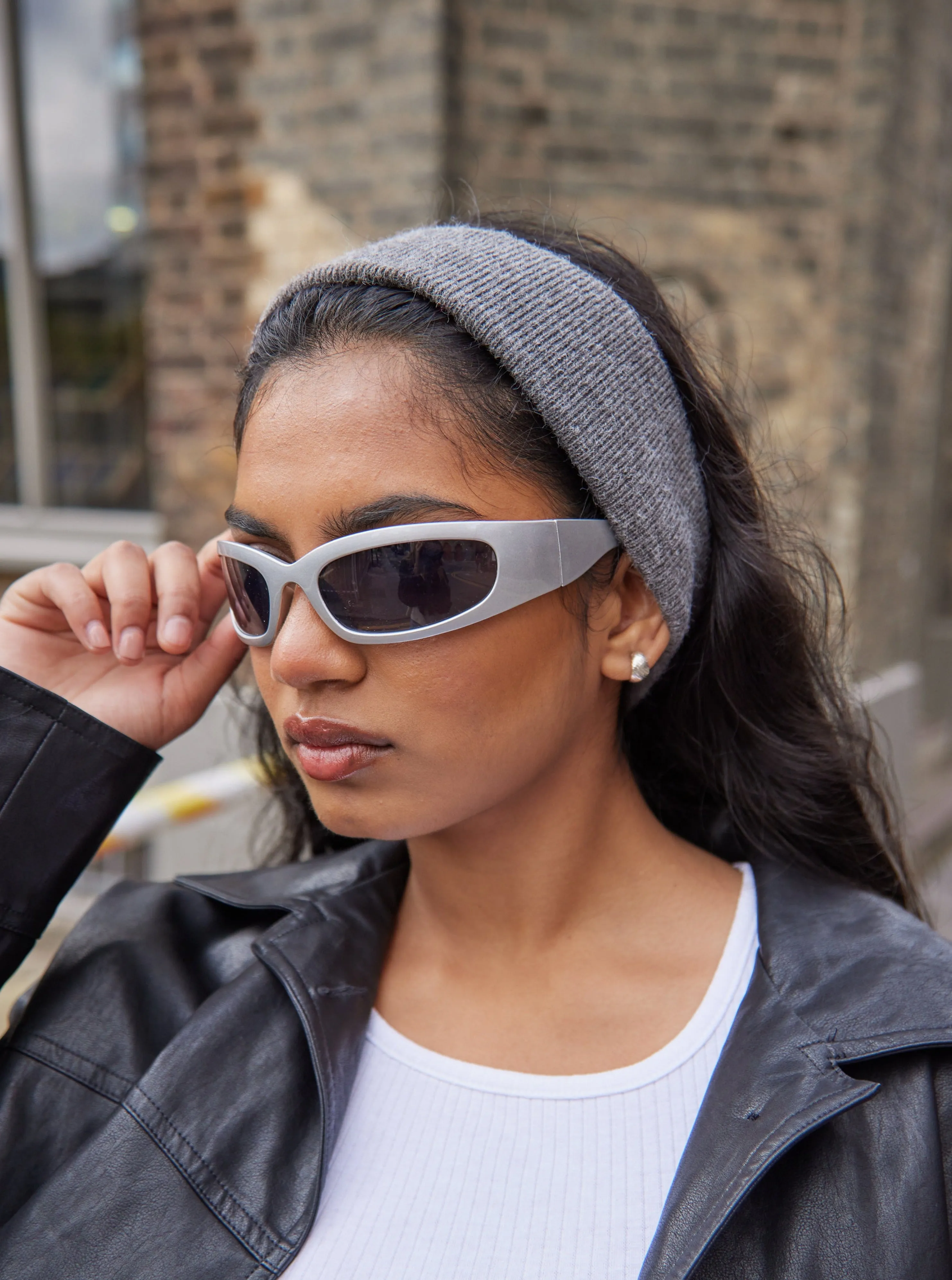 Knitted Headband in Grey